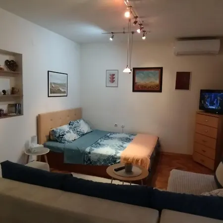 Fina Apartment Leskovac (Jablanica)