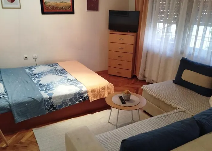 Fina Апартаменты *