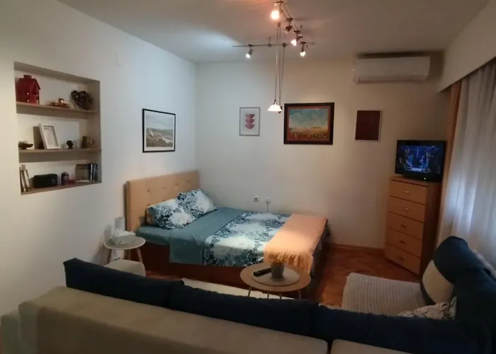 Fina Апартаменты Лесковац